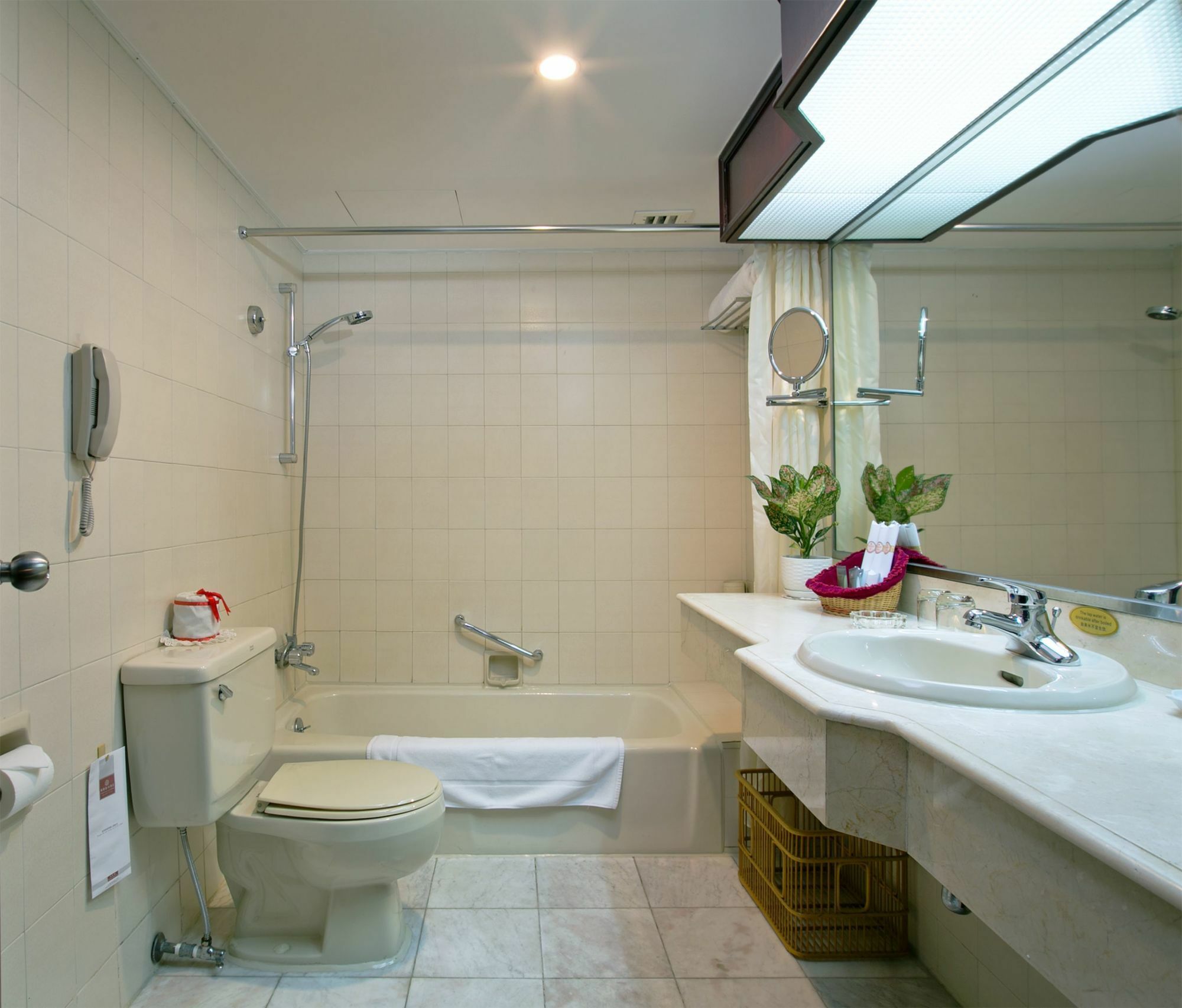 Yindo Jasper Hotel Zhuhai Bagian luar foto